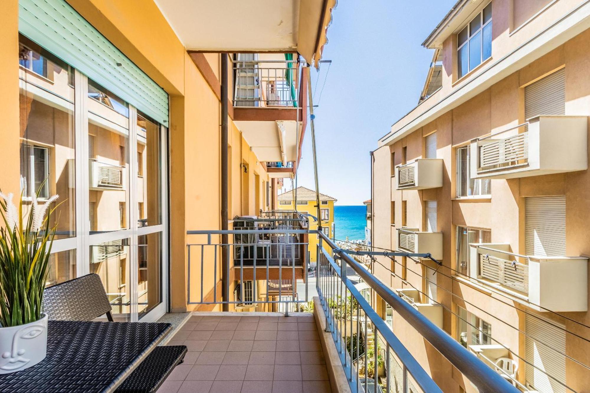 'Nature Home' 30Mt Sea -Central Station -Netflix Pietra Ligure Zewnętrze zdjęcie